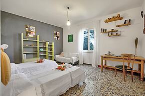 Relaxing Home Among the Tuscan Vineyards