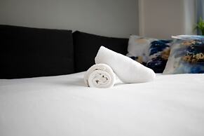 Spacious House for Relocating - Workers - Families