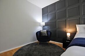 Spacious House for Relocating - Workers - Families