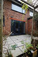 Spacious House for Relocating - Workers - Families