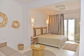 Natura Luxury Villas