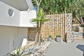 Natura Luxury Villas