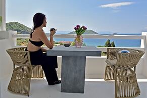 Natura Luxury Villas