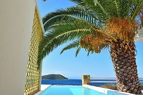 Natura Luxury Villas