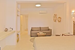 Natura Luxury Villas