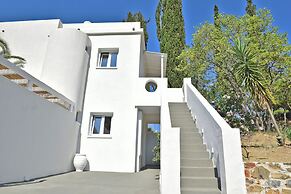 Natura Luxury Villas