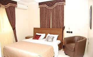 Zizi Luxury Apartment