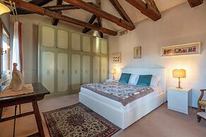 Palazzo Gradenigo by Wonderful Italy