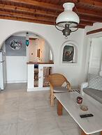 Ornos Beachside 2 Bd Stylish House