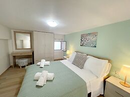 Pistachio Suite - Town Centre