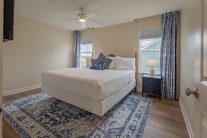2728 Harbor Court