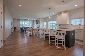 2728 Harbor Court
