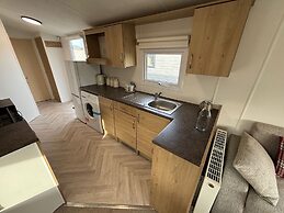 Cozy Coastal Caravan in Eyemouth