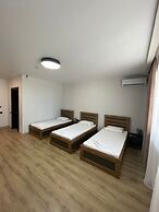 Hotel Adeli
