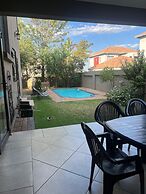 Fourways Luxury 5-Bed Home