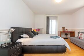 KAYA Zurich Stauffacher