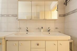 KAYA Zurich Stauffacher