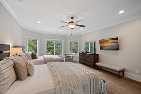 Livin' Large Lake Norman Estate w/ Pool, Dock, Game Room & Scenic View