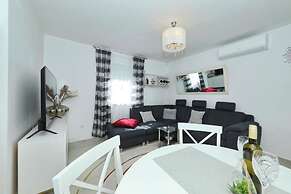 Apartment Donat
