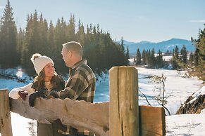 River Retreat Kananaskis