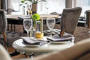 River Retreat Kananaskis