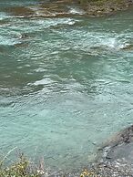 River Retreat Kananaskis