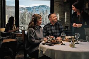 River Retreat Kananaskis