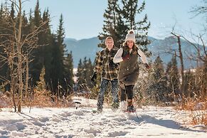 River Retreat Kananaskis