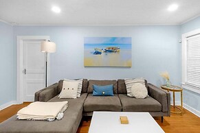 House on 6th- 3 Bed/2 Bath Home Located a Short Drive to Downtown Gulf