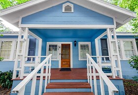 House on 6th- 3 Bed/2 Bath Home Located a Short Drive to Downtown Gulf