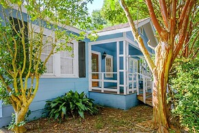 House on 6th- 3 Bed/2 Bath Home Located a Short Drive to Downtown Gulf