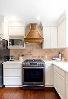 House on 6th- 3 Bed/2 Bath Home Located a Short Drive to Downtown Gulf