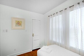 House on 6th- 3 Bed/2 Bath Home Located a Short Drive to Downtown Gulf