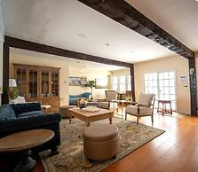 Cooper Hill Inn