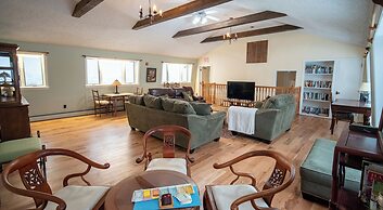 Cooper Hill Inn