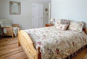 Cooper Hill Inn