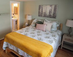 Cooper Hill Inn