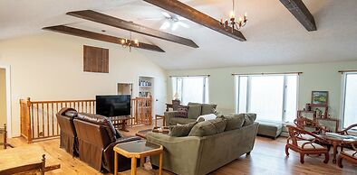 Cooper Hill Inn