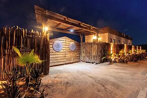 LOB LOB Beach Cabins