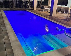 Coastline Marine Extremes Chilln