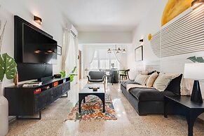 Modern Condado Apartment Pool Free Parking