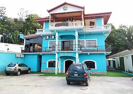 Hotel y Restaurante Villa Quetzaly