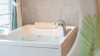 Gangneung Meerbrick Spa Pension