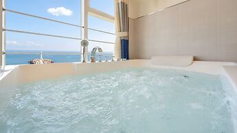 Gangneung Meerbrick Spa Pension