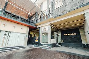 Hotel Mega Dana