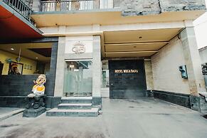 Hotel Mega Dana