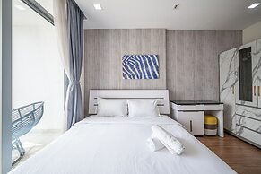 Vinhomes Central Park Apartment by Hava