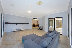 Seacrest Luxurious Holiday Home
