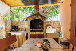 House Papinka With Private Pool & Garden