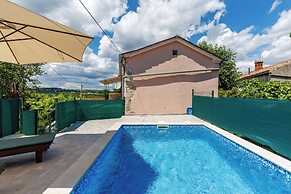 House Papinka With Private Pool & Garden